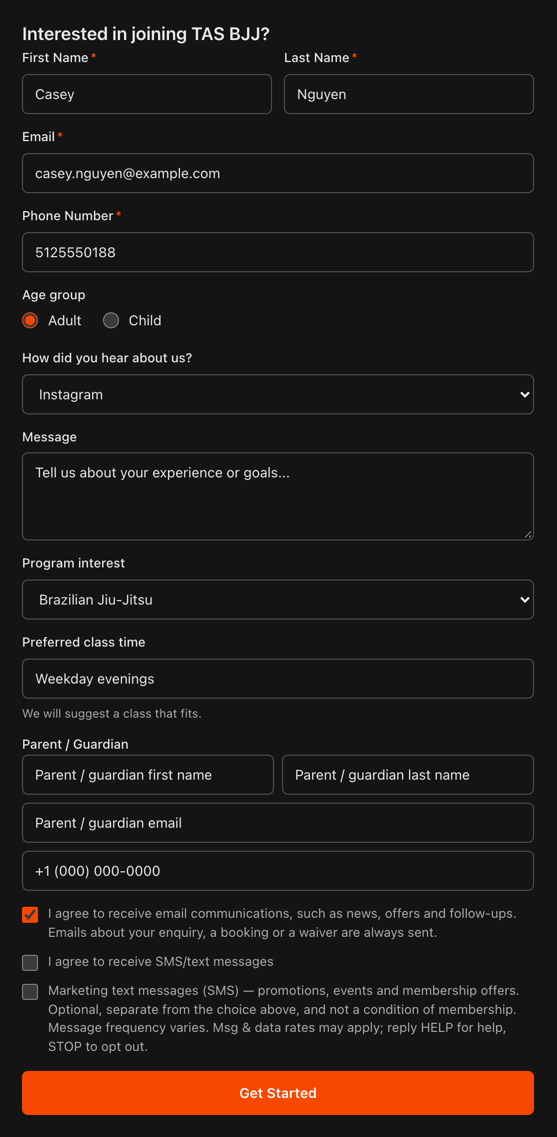 Um formulário de leads publicado em um site, preenchido por um interessado, com Age group em Adult e Program interest em Brazilian Jiu-Jitsu antes de clicar em Get Started