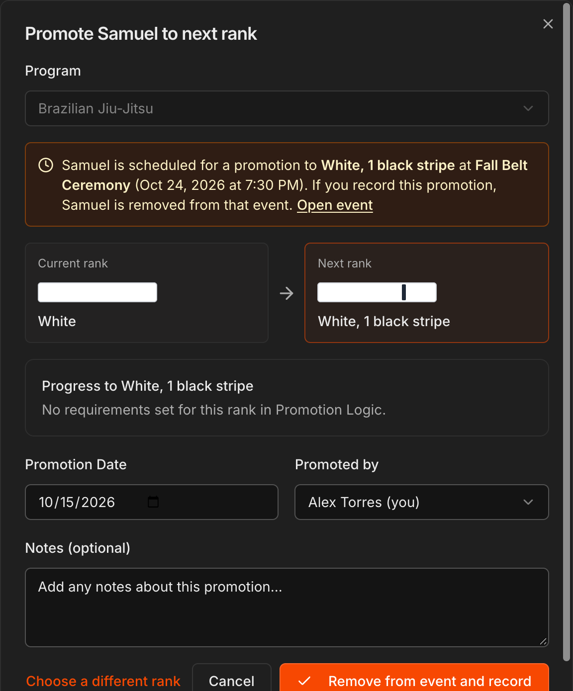 Janela Promote to next rank avisando que o aluno está agendado para uma promoção no Fall Belt Ceremony, com o botão Remove from event and record